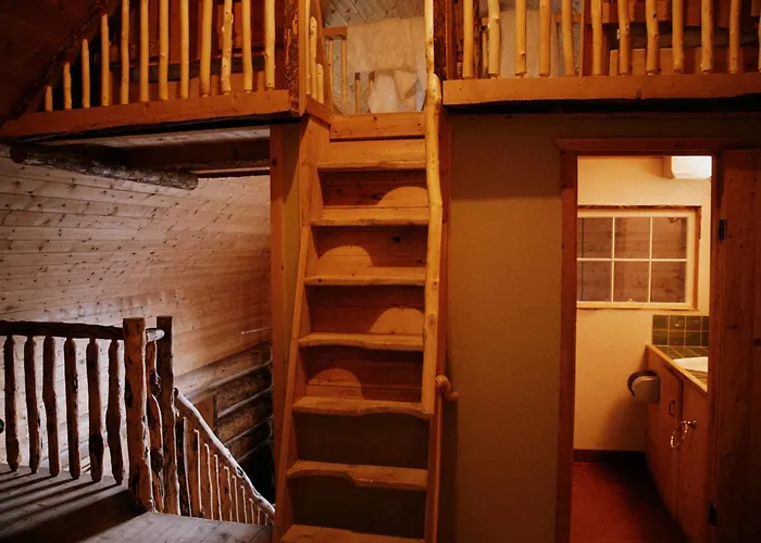 Rustic Dream Cabin At Beaverfoot
