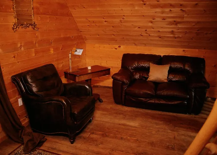 Rustic Dream Cabin At Beaverfoot