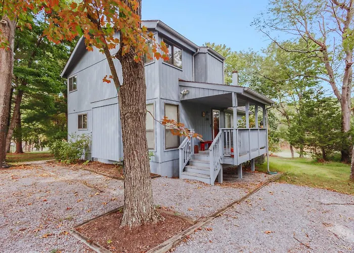 Fireplace Fire Pit Covered Porch & Resort Access
