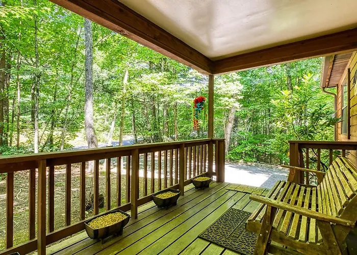 Adalynn'S Mountain Retreat-Hot Tub, Cozy Cabin Retreat In The Smokies Comfort & Fun For All