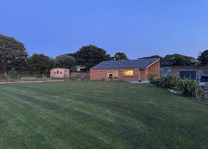 Ocean Heart Studio- Luxury, Rural Retreat
