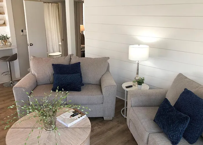 Chalet 40 - Sip Coffee On The Wraparound Deck With Treetop Views