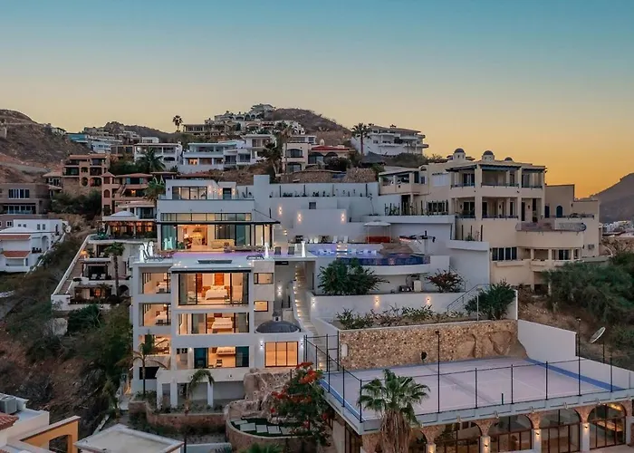 Villa Chavez by Cabo Villas