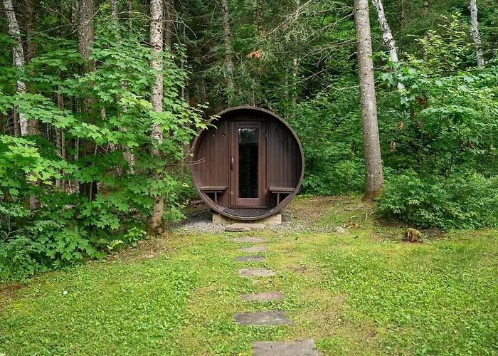 Chalet Mazama - Private Lake - Hot Tub - 16P