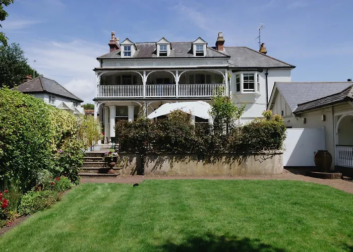 Wingrove House