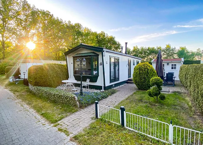 'Hunebed Chalet' - De Tien Heugten