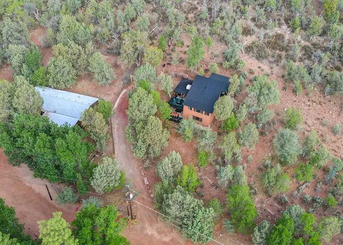 New! Hillside Getaway In The Pines, Games, Poker