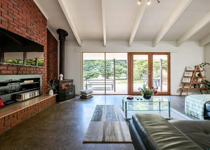 Seaside Country Escape