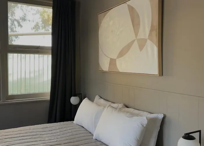 3 star hotel: Calder Family Motel