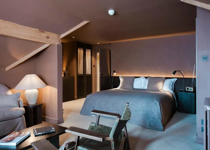 Hyll Hotel