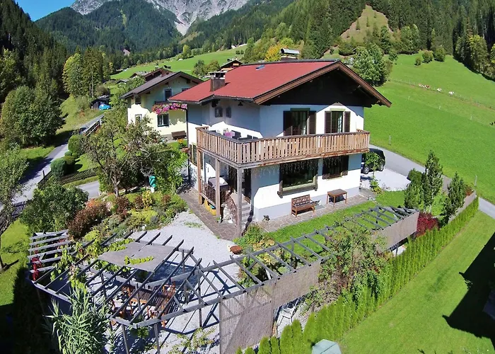 Chalet In Leogang Near Ski Slopes
