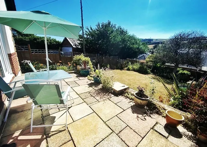 Hawthorn Valley Views