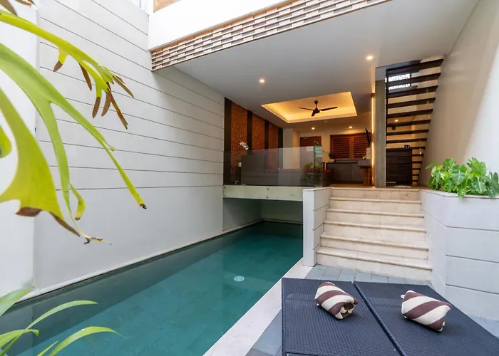 Ferienvermietung: Villa Kayu Raja