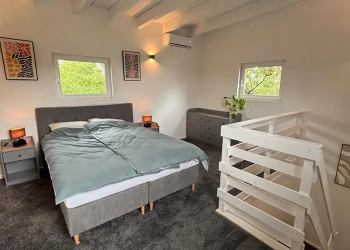 Chalet Ruhrtal Meschede Freienohl Mit Parkplatz Und Klimaanlage