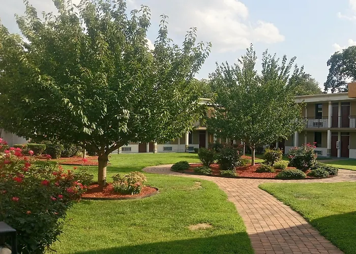 Super 8 By Wyndham Dover