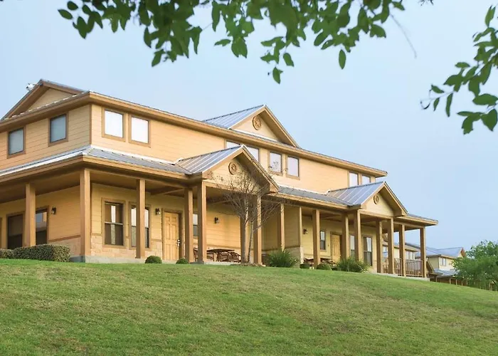 Pet Friendly hotel: Worldmark New Braunfels