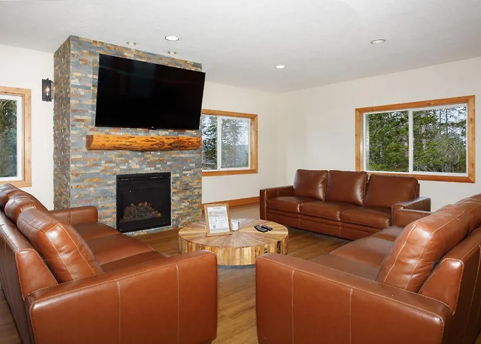 Spacious Mountain Home With Views And Game Room 20 Min To Slopes
