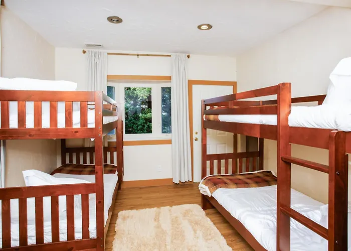 Spacious Mountain Home With Views And Game Room 20 Min To Slopes