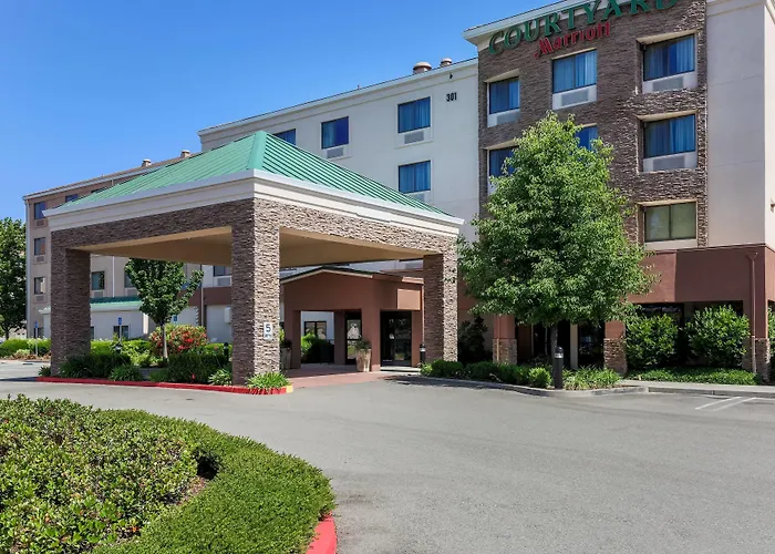 Courtyard By Marriott Roseville Galleria Mall/Creekside Ridge Drive