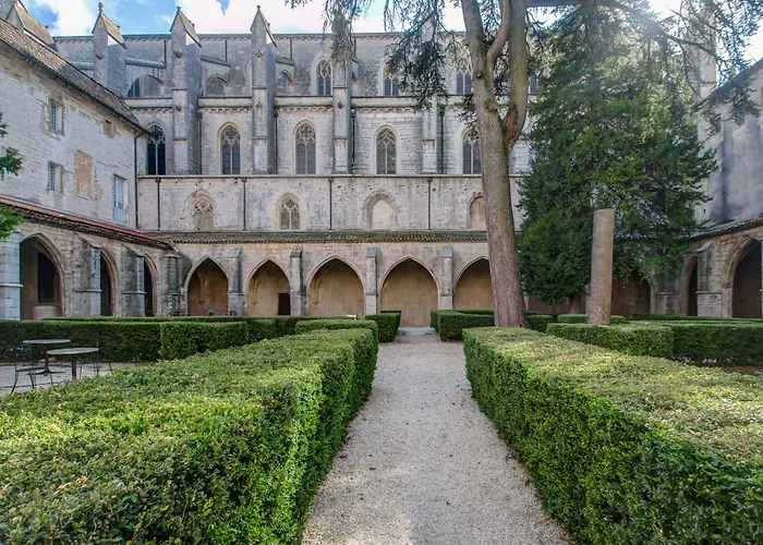 Le Couvent Royal