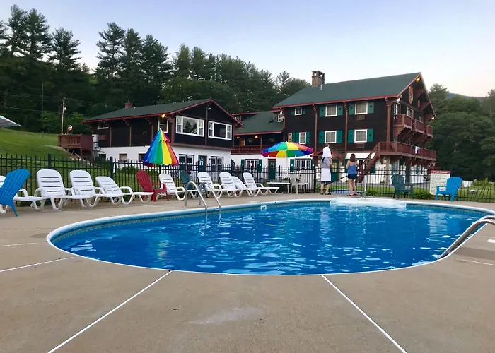 Swiss Chalets Village Inn