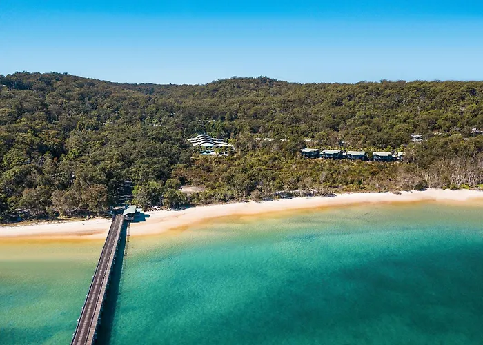 Kingfisher Bay