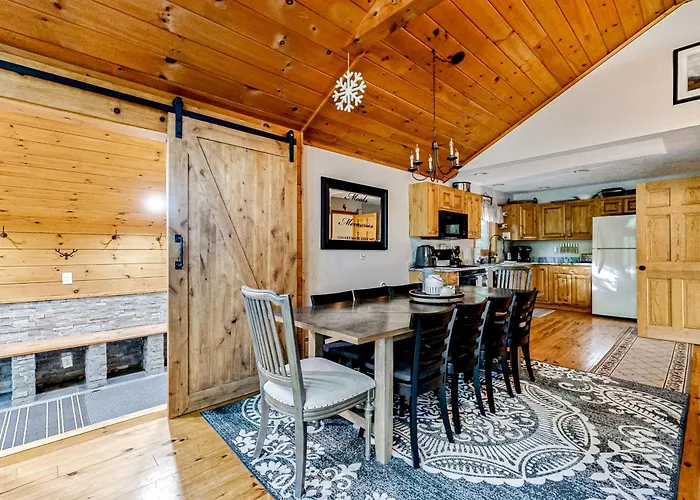 Sunday River Sunny Chalet