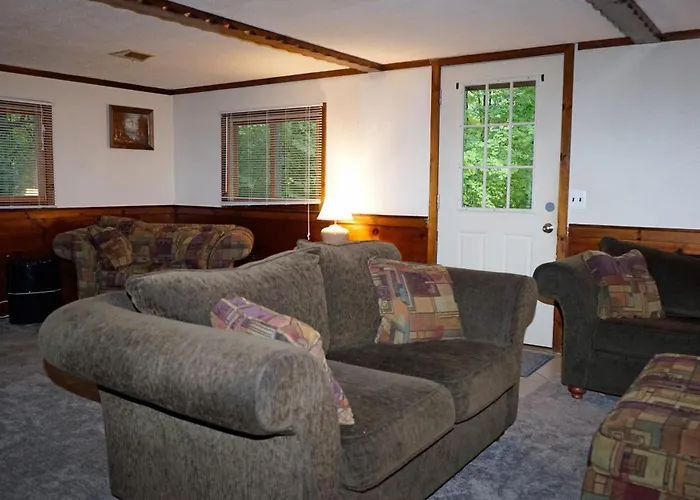 Cheerful Chalet