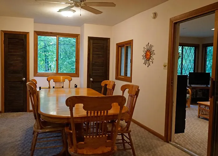 Cheerful Chalet