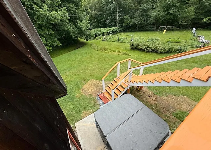 Maplevilla