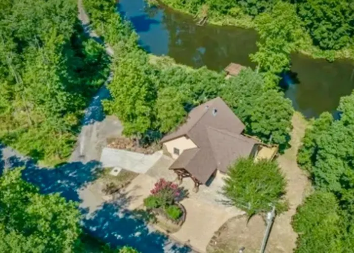 Little Red River Chalet