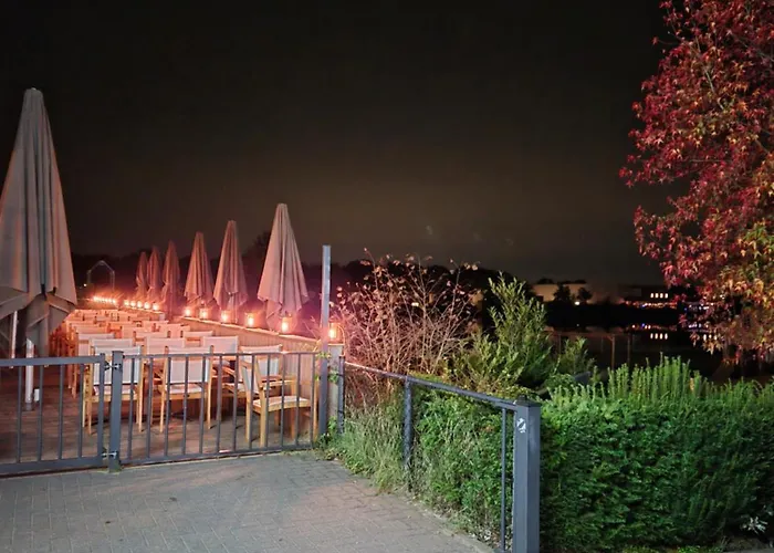 Knus boomstamhuisje op de Schatberg - nabij Toverland