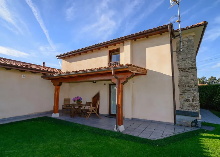 Casona De Llanorrozo