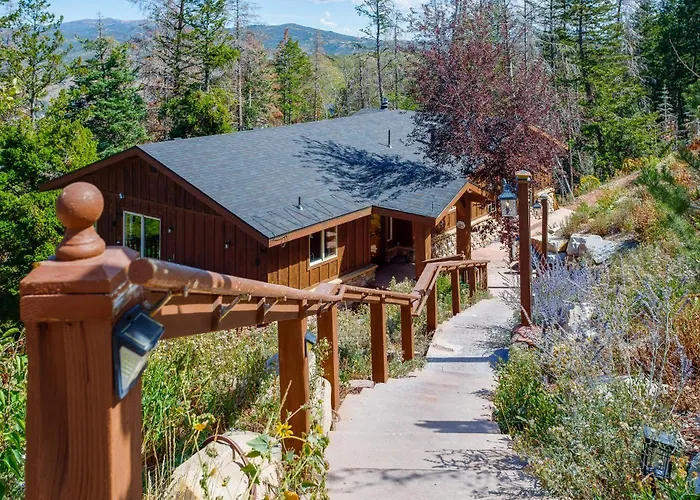 Spacious Mountain Home With Views And Game Room 20 Min To Slopes