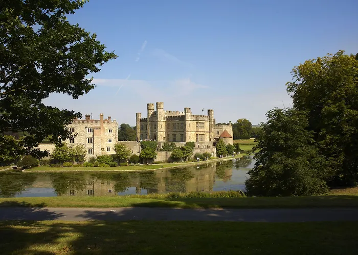 Leeds Castle Stable Courtyard Bed And Breakfast