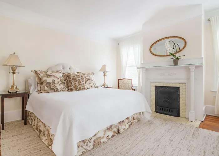 Chestnut Street Inn B&B
