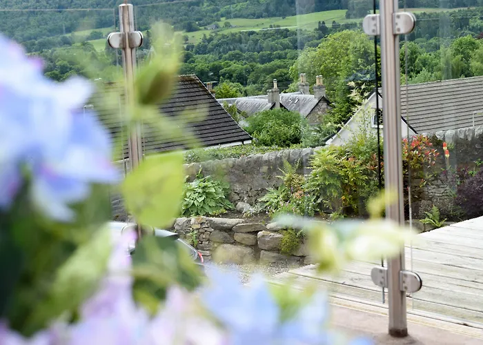 Craigmhor Lodge & Courtyard