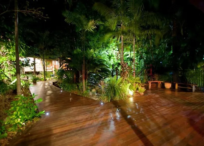 Dougies Backpackers Resort