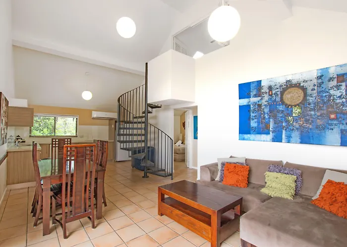 Romantic hotels Byron Bay Beachfront Apartments