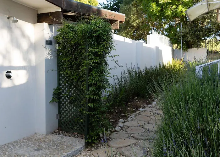 Kunjani Villas & Wines