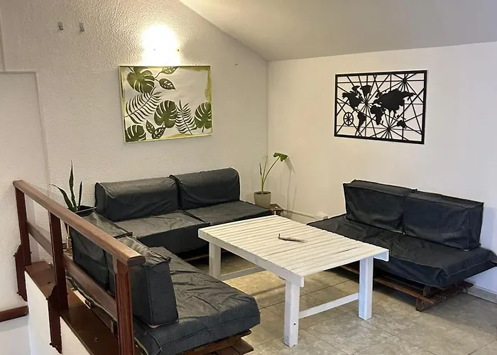 Central Paz Hostel
