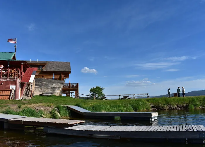 3 star hotels Lake View Suites
