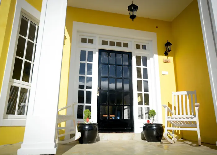 Luxe Wilderness - Private Villas, Free Breakfast, 2Km From City Centre