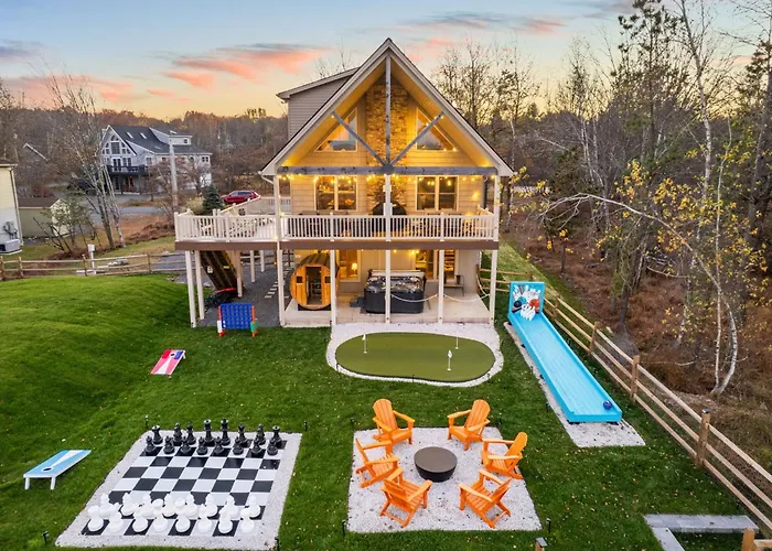 Lakefront Movie & Game Rooms Hot Tub Sauna Etc