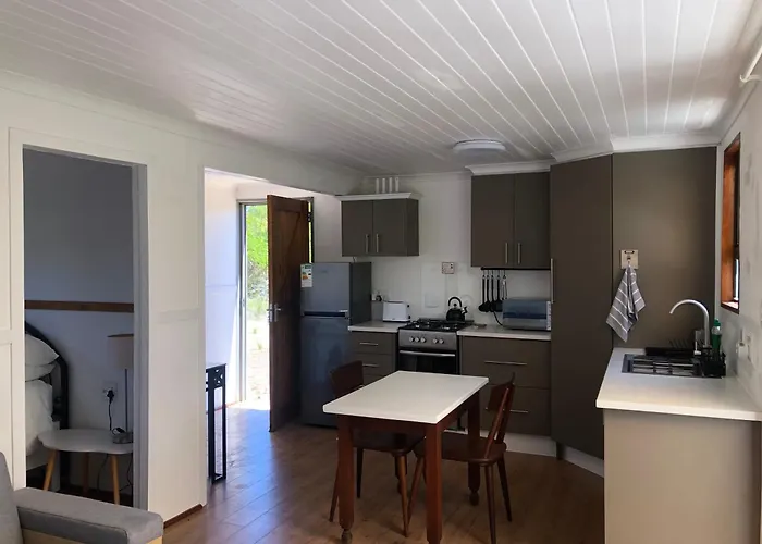 Plett Pods - Casetta Del Acqua Eco Off-Grid Fynbos Cottage