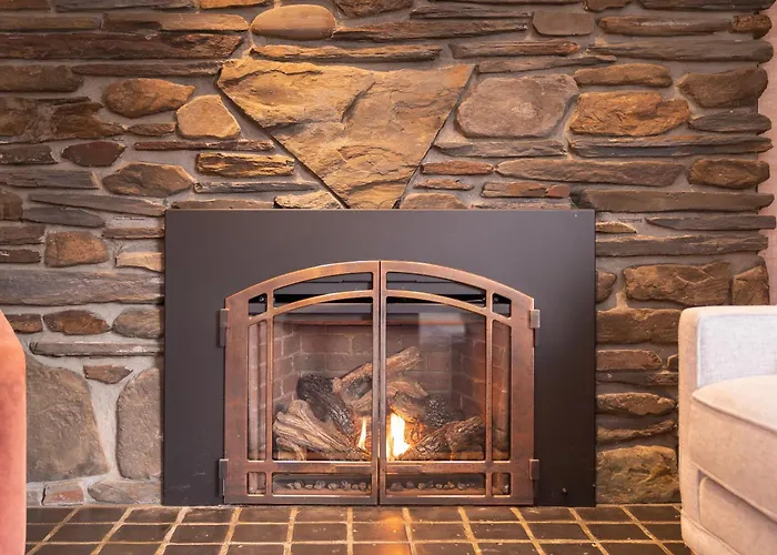Classic Stowe Ski Chalet Chalet
