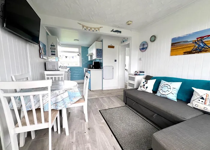 Wight Waves Holidays, Great Ferry Savings Available!