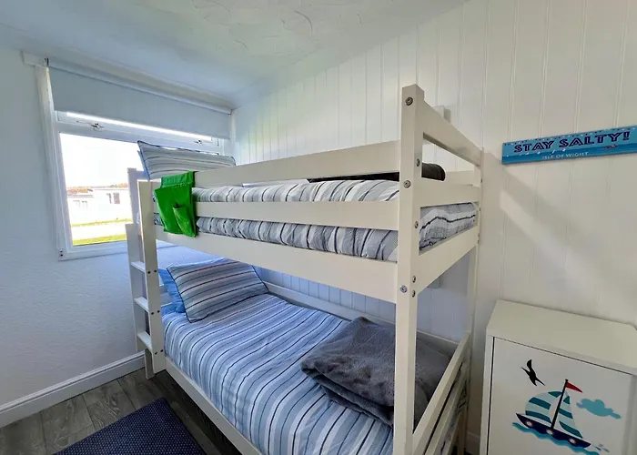 Wight Waves Holidays, Great Ferry Savings Available!