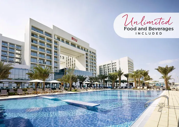Hotels with pool Riu Dubai Beach