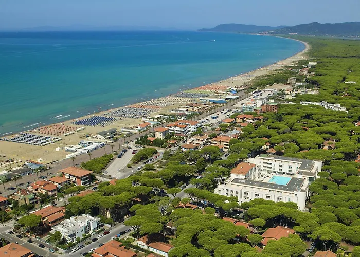Hotel Con Piscina Terme Marine Leopoldo II